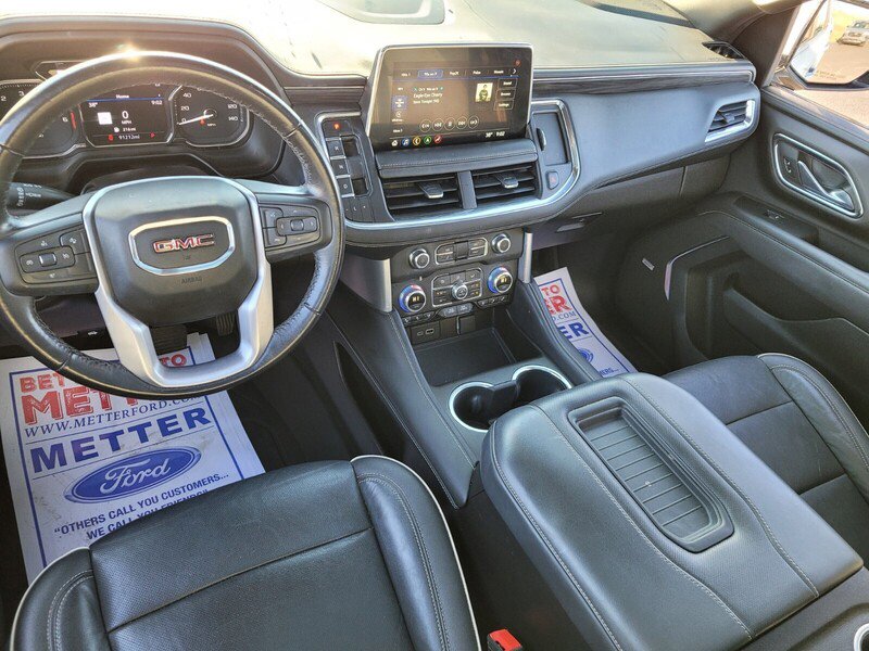 Used 2021 GMC Yukon SLT w/ Rear Media and Nav Package image 8