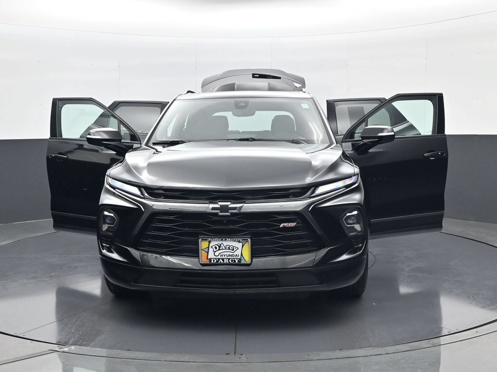 Used 2025 Chevrolet Blazer RS w/ Driver Confidence II Package AWD/4WD image 31