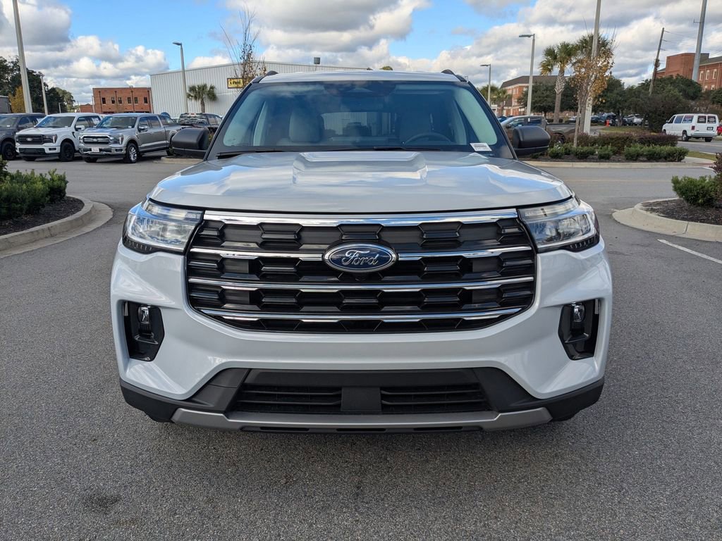 New 2026 Ford Explorer Active w/ Active Comfort Package image 9
