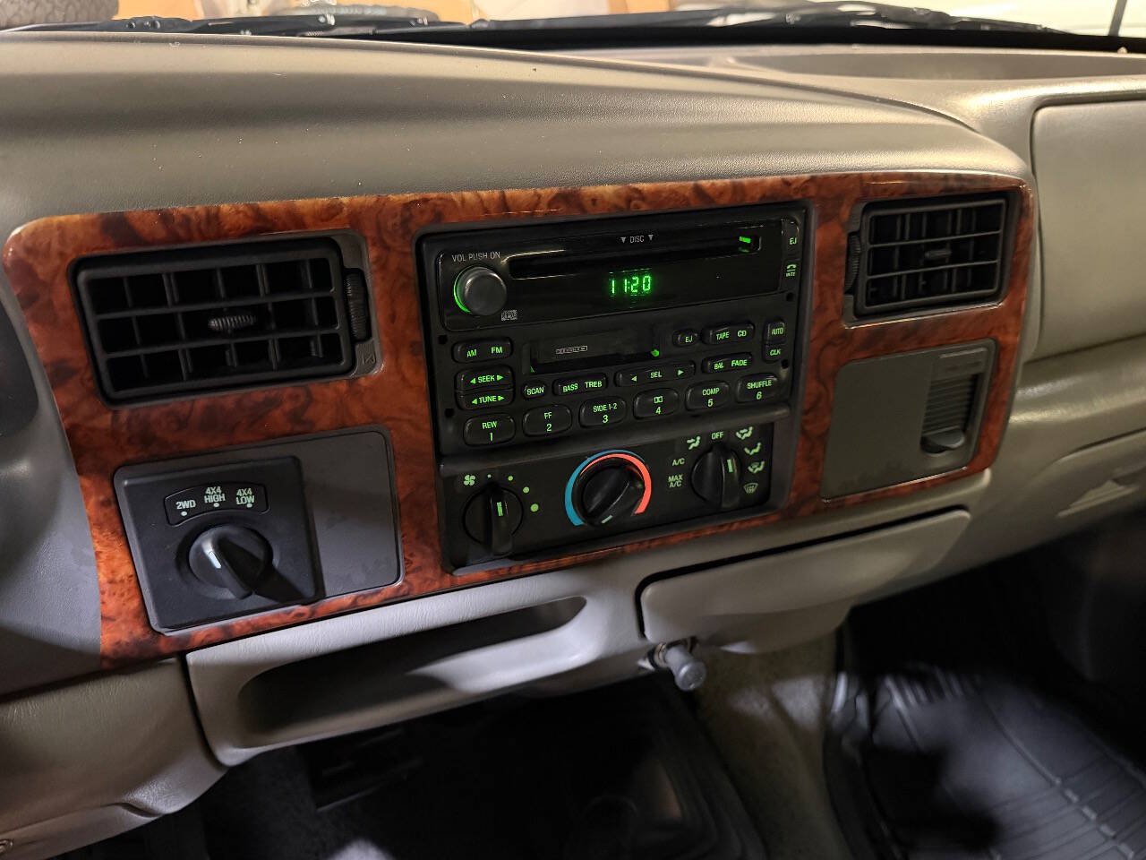 Used 2000 Ford F350 XLT AWD/4WD image 30