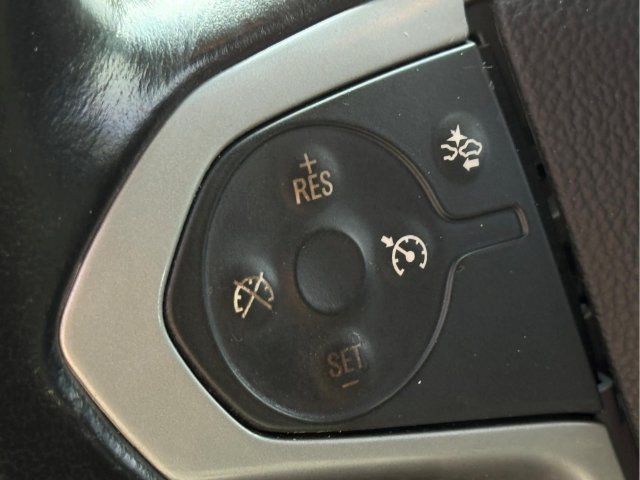 Used 2022 Chevrolet Colorado LT AWD/4WD image 14