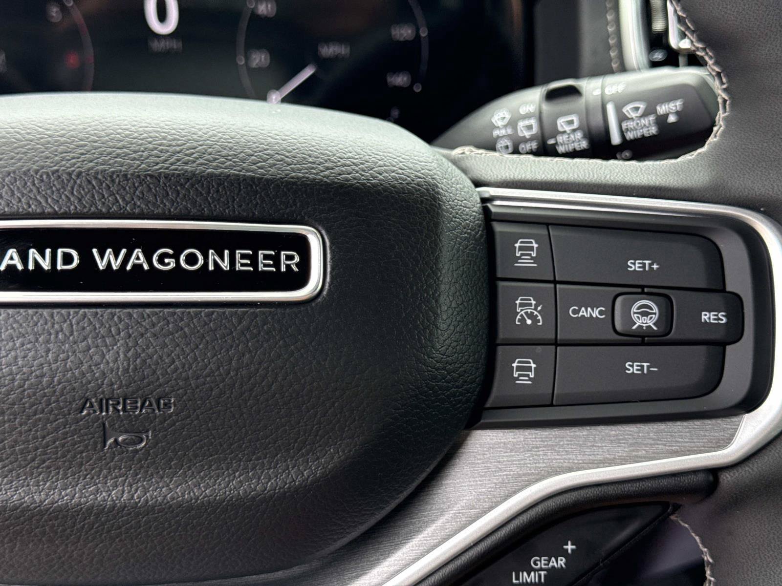 New 2026 Jeep Grand Wagoneer L Limited AWD/4WD image 22