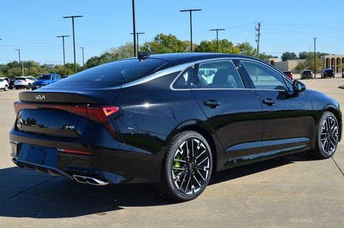 New 2026 Kia K5 GT image 2