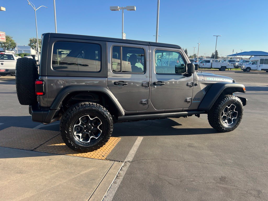 Used 2023 Jeep Wrangler Unlimited Rubicon 4xe w/ Cold Weather Group AWD/4WD image 7