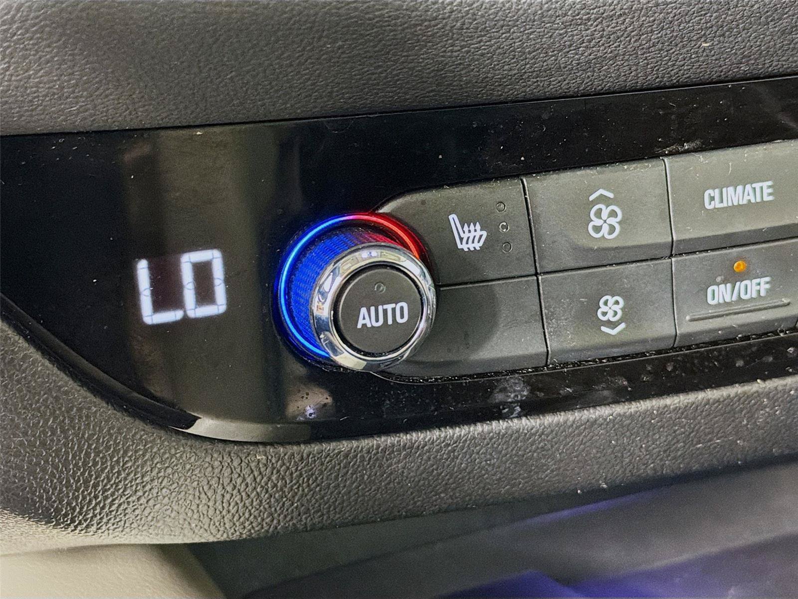 Used 2020 Buick Enclave Essence w/ Sound and Sites Package AWD/4WD image 24