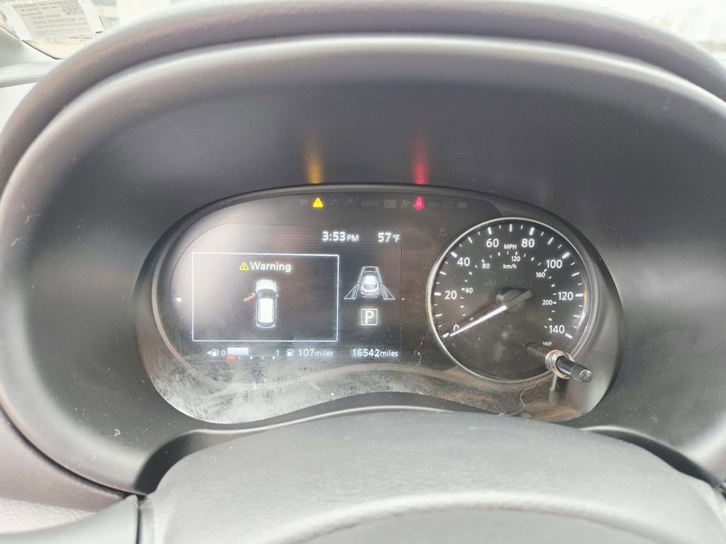 Used 2023 Nissan Kicks SR w/ SR Premium Package image 21