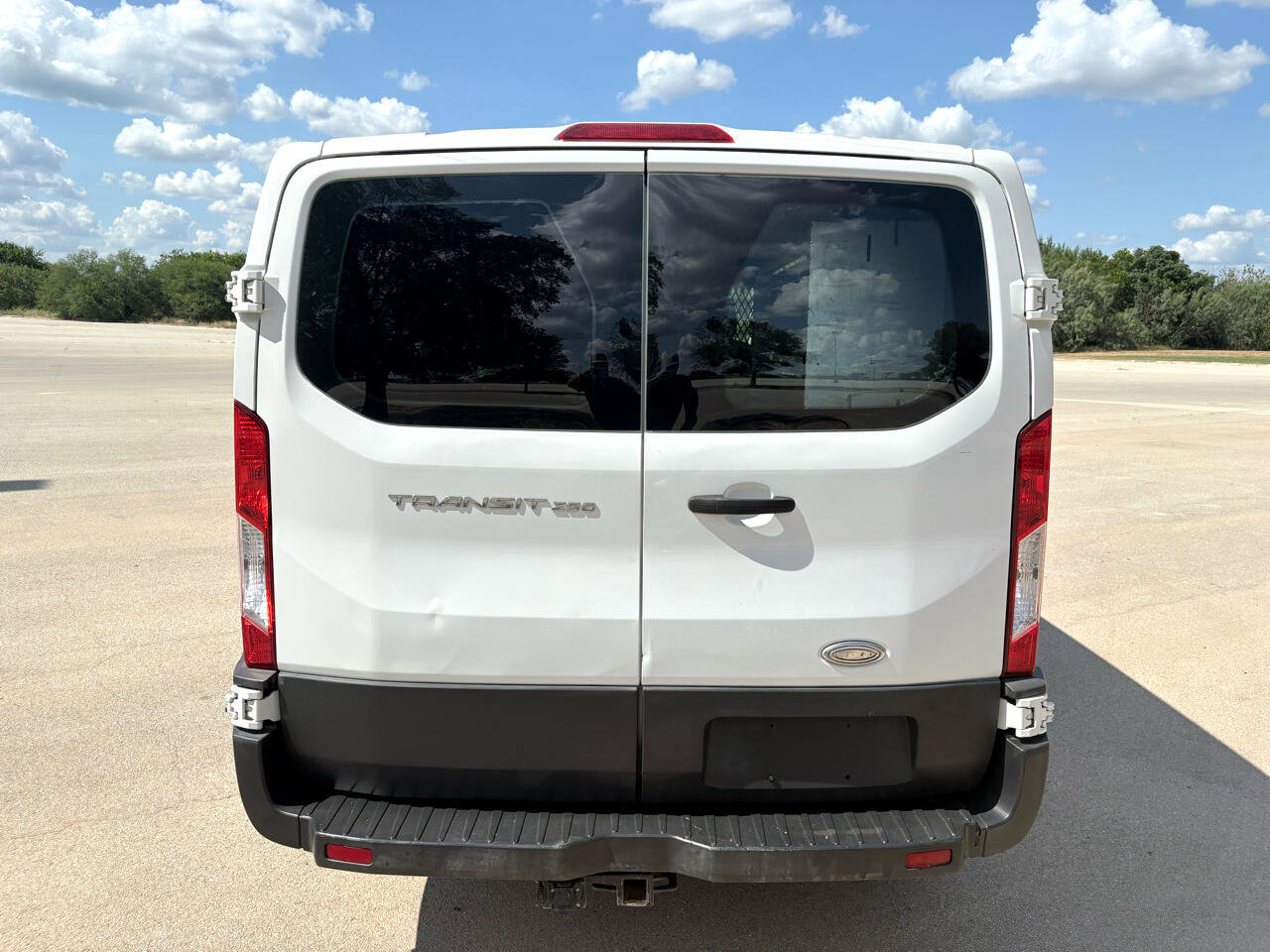 Used 2015 Ford Transit 250 130 Low Roof w/ Exterior Upgrade Package image 6