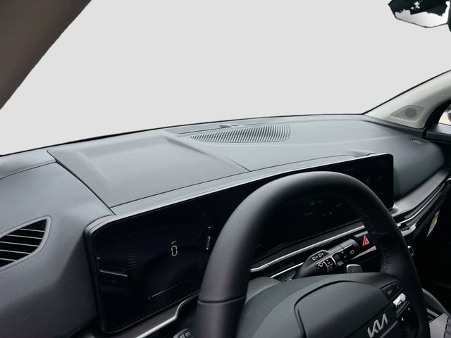 New 2026 Kia Sportage LX FWD image 9
