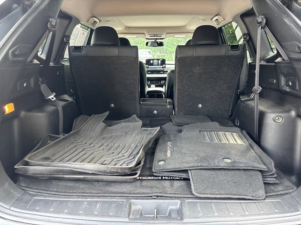 Used 2024 Mitsubishi Outlander SEL AWD/4WD image 13