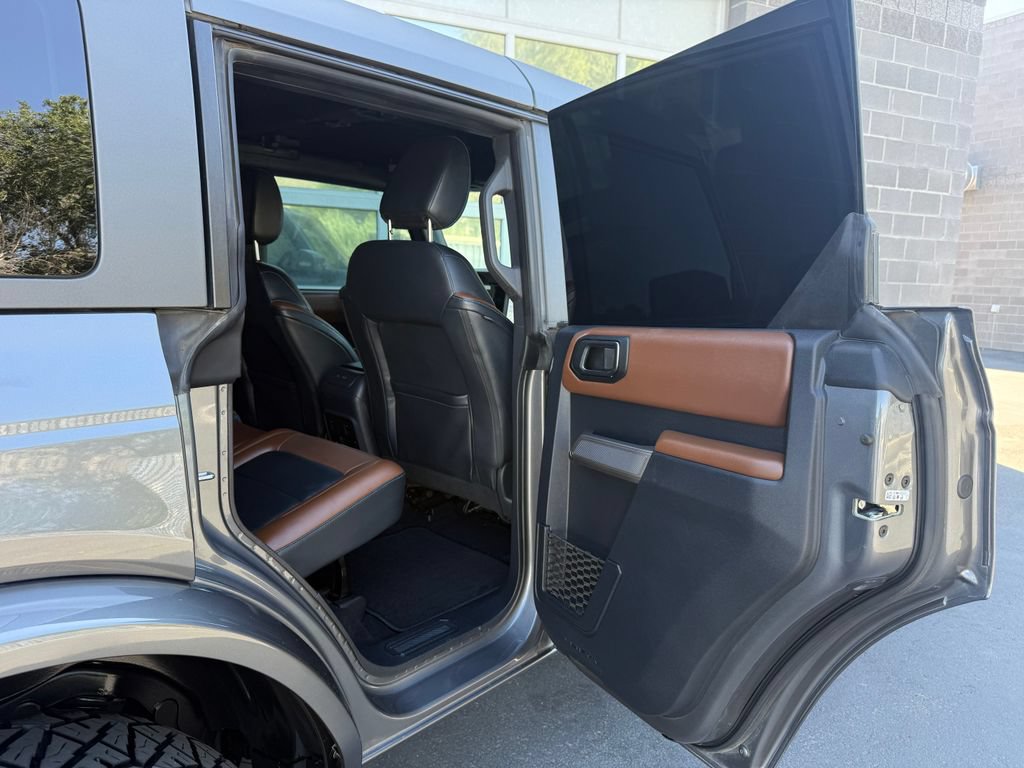 Used 2021 Ford Bronco Outer Banks AWD/4WD image 38