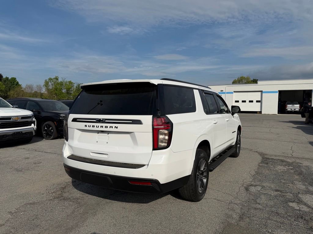 Used 2021 Chevrolet Suburban Z71 w/ Z71 Off-Road Package AWD/4WD image 7