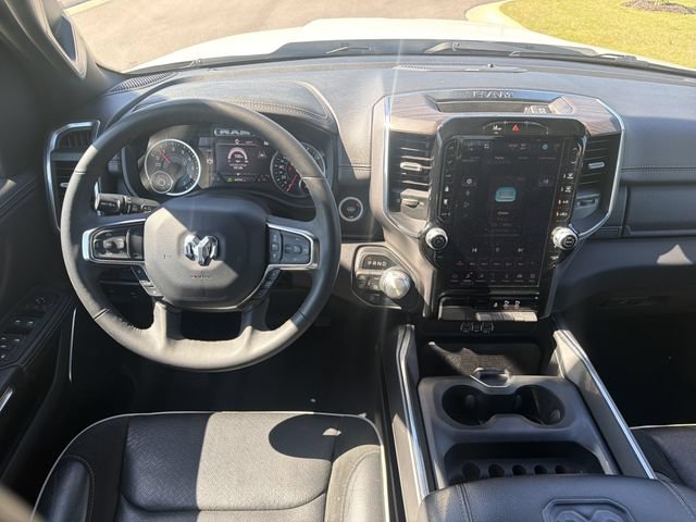Used 2025 RAM 1500 Laramie AWD/4WD image 24