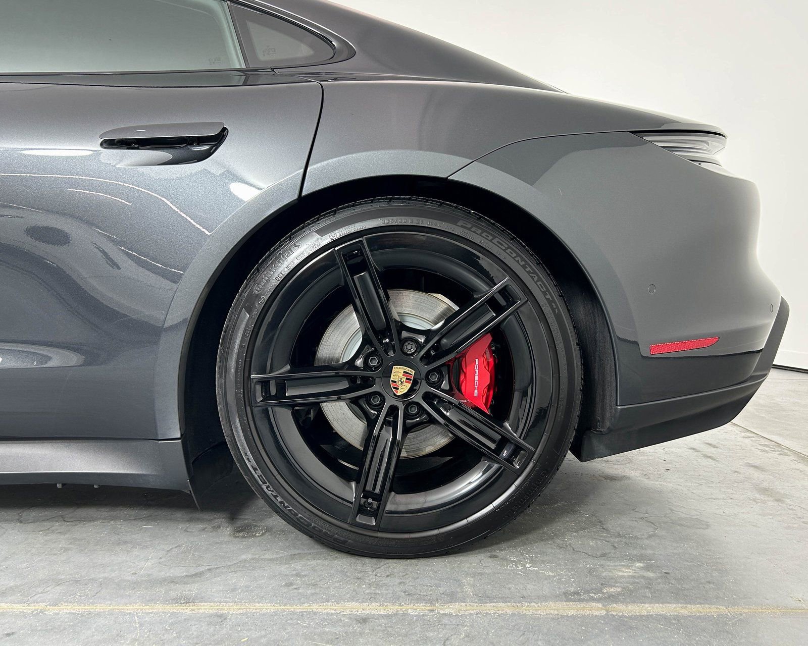 Used 2025 Porsche Taycan 4S image 11