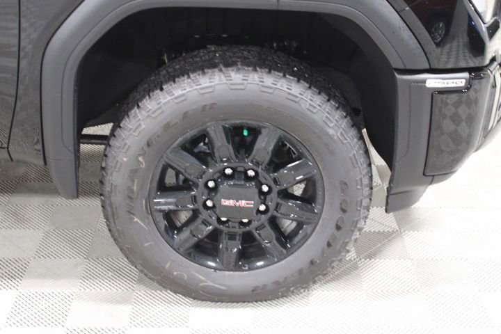 New 2026 GMC Sierra 2500 AT4 w/ Technology Package image 45
