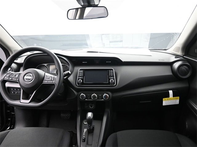 New 2025 Nissan Kicks Play S image 27