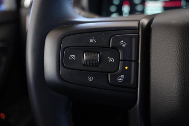 Used 2024 GMC Yukon AT4 w/ Technology Package image 13