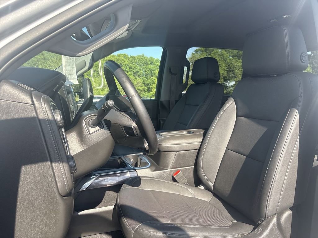 Certified 2022 Chevrolet Silverado 3500 LTZ w/ LTZ Convenience Package image 17