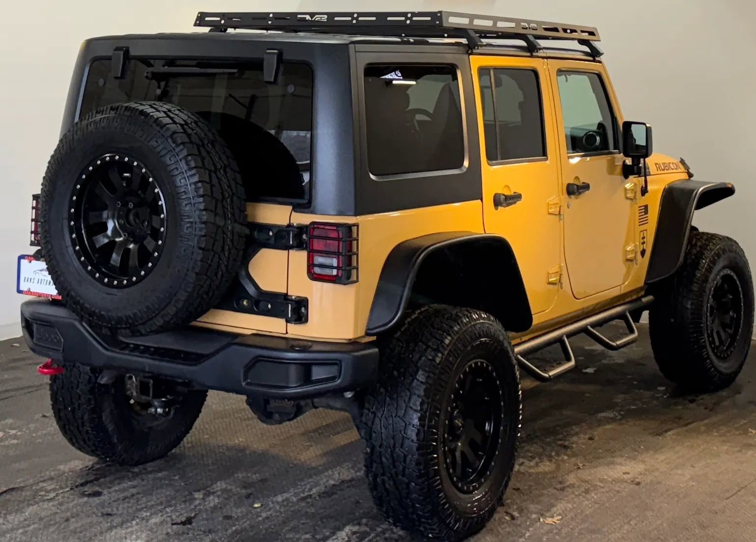 Used 2014 Jeep Wrangler Unlimited Rubicon image 5