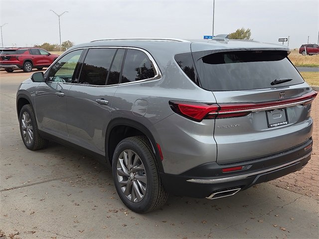 New 2026 Buick Enclave Preferred image 3