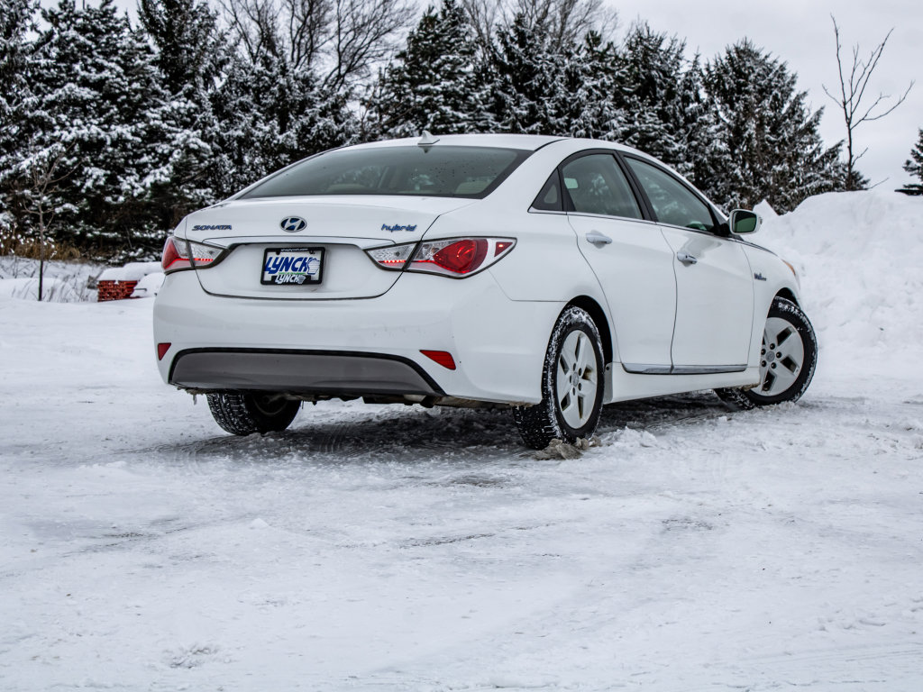 Used 2012 Hyundai Sonata Hybrid image 14