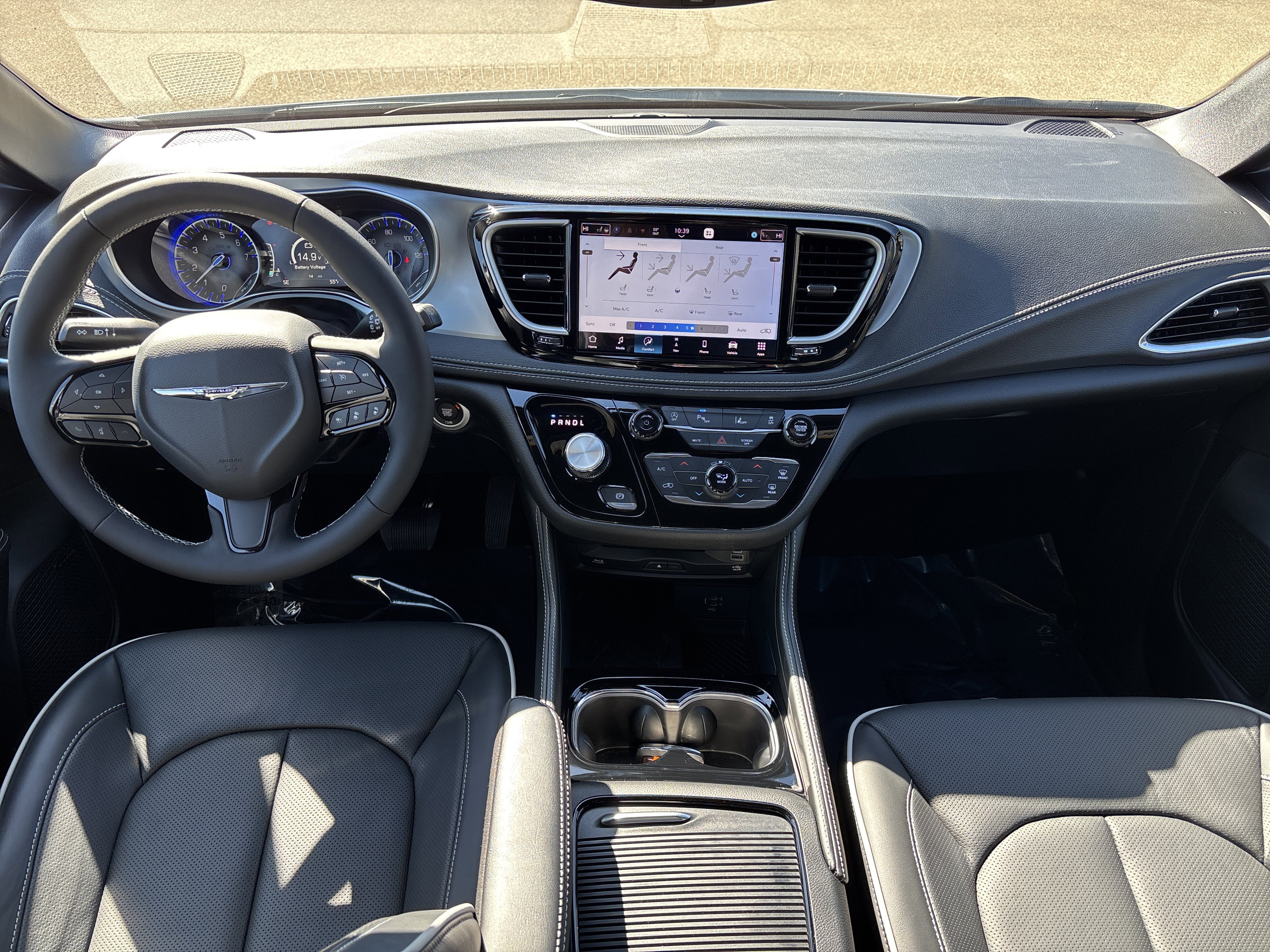 New 2026 Chrysler Pacifica Limited w/ Uconnect Theater Family Group AWD/4WD image 52