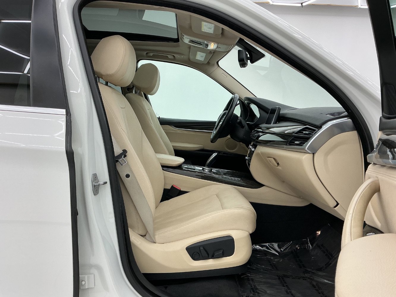Used 2016 BMW X5 xDrive35i AWD/4WD image 17