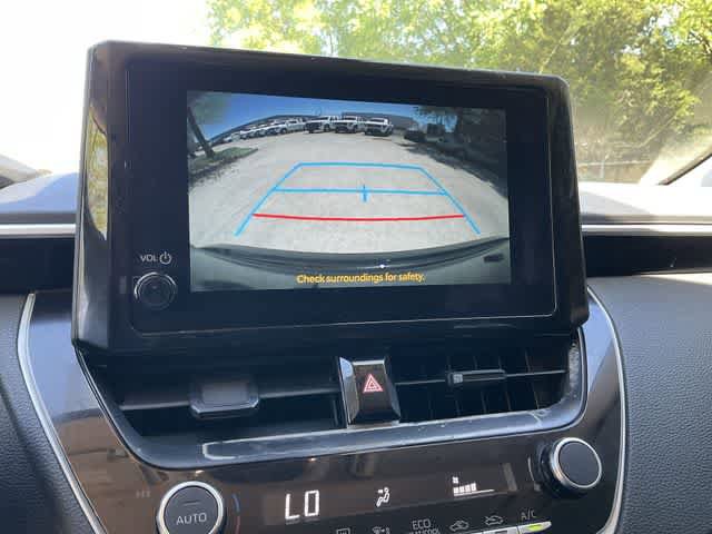 Used 2025 Toyota Corolla LE FWD image 21