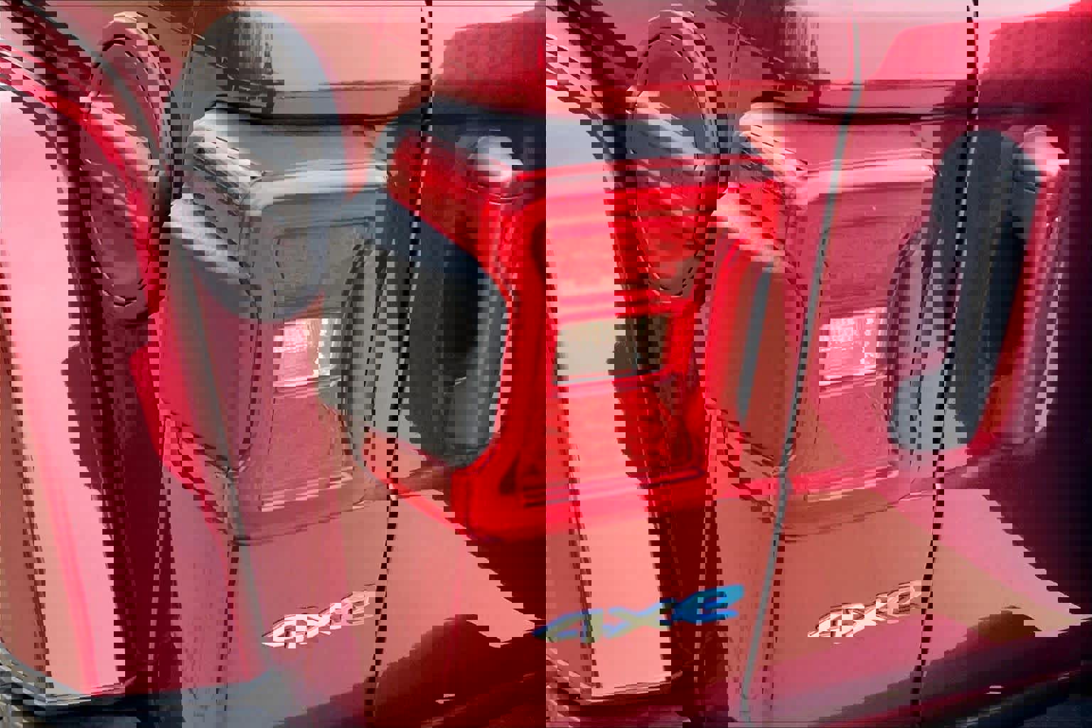 Used 2021 Jeep Wrangler Unlimited Sahara w/ Cold Weather Group image 26