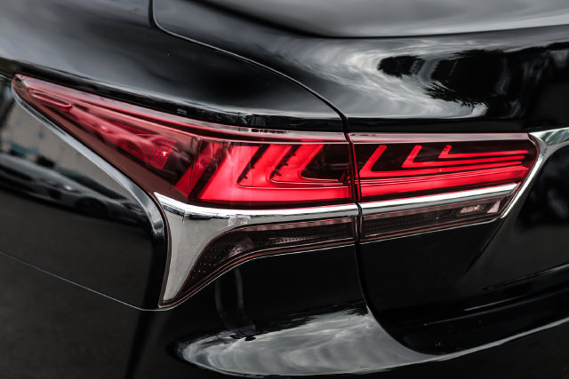 Used 2018 Lexus LS 500 AWD w/ Luxury Package image 23