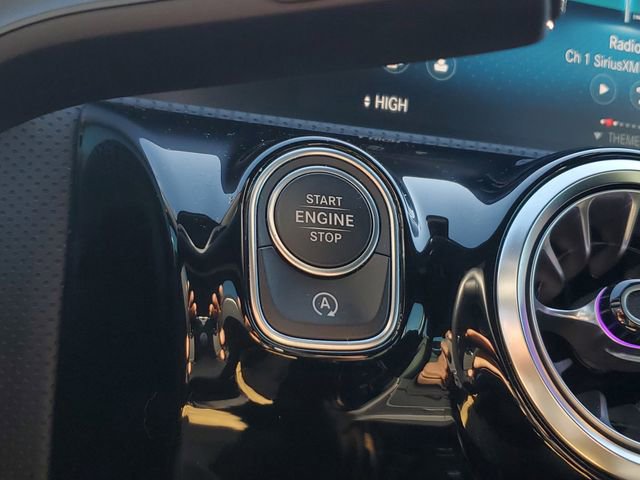 Used 2022 Mercedes-Benz A 220 image 32