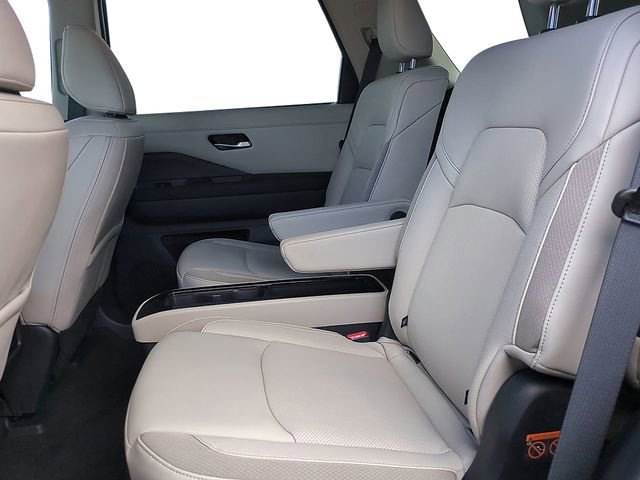New 2026 Nissan Pathfinder SL w/ SL Premium Package AWD/4WD image 24