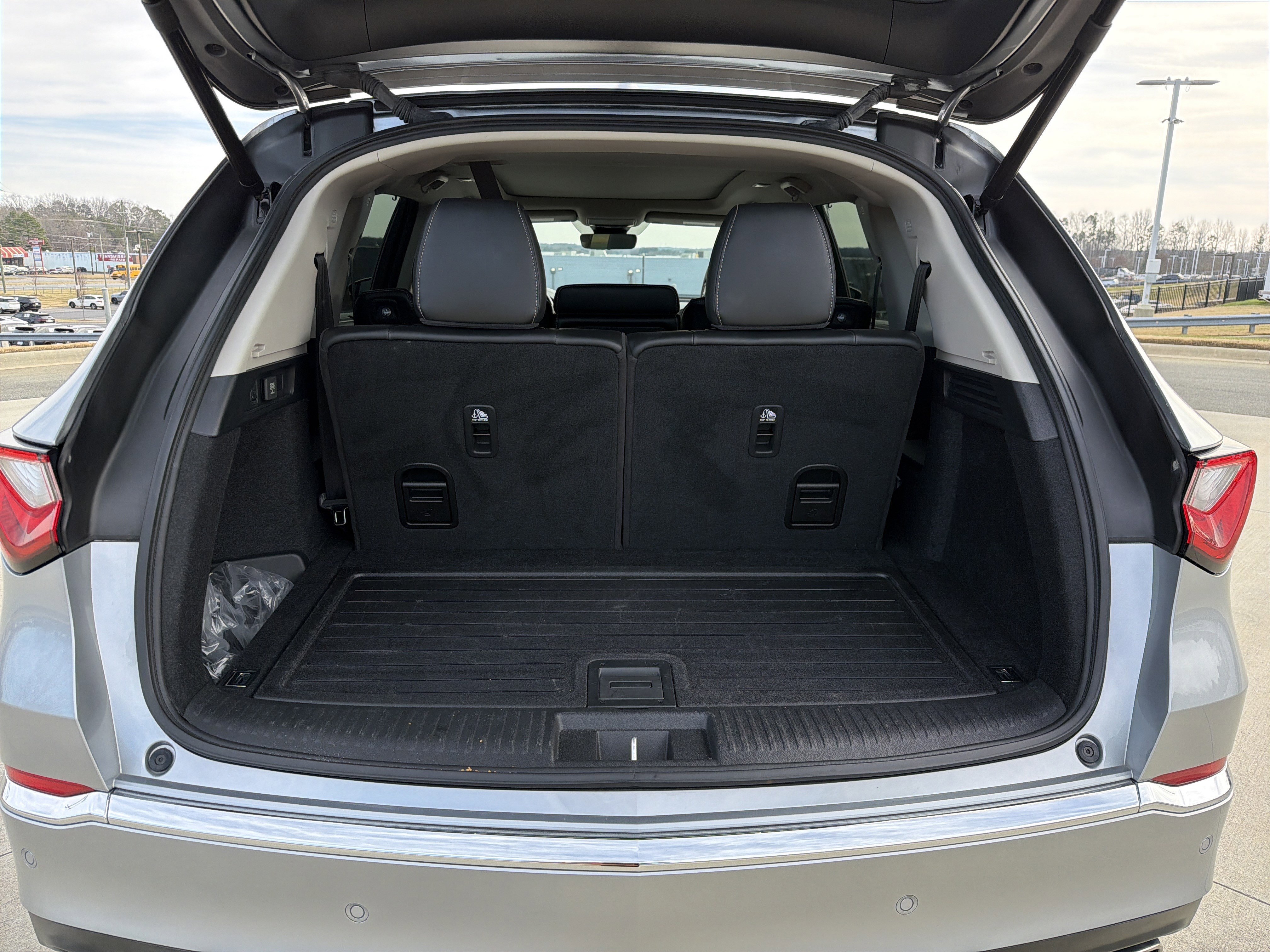 Certified 2023 Acura MDX FWD w/ Technology Package image 33