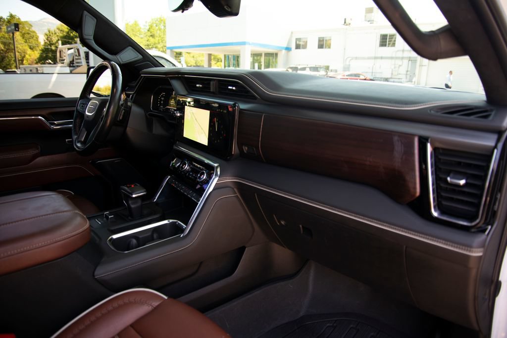 Used 2024 GMC Sierra 1500 Denali Ultimate AWD/4WD image 19