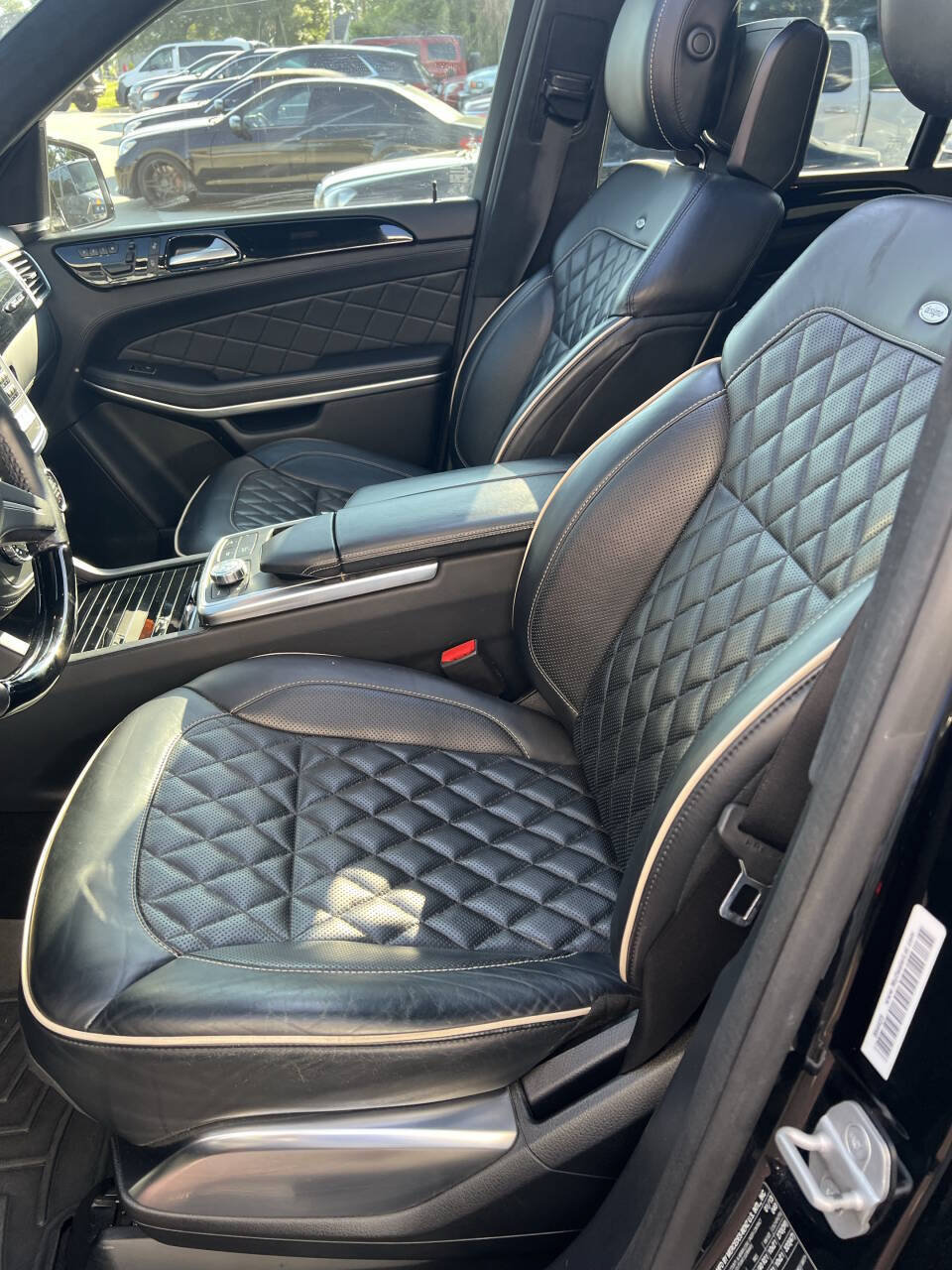 Used 2013 Mercedes-Benz GL 550 4MATIC image 16
