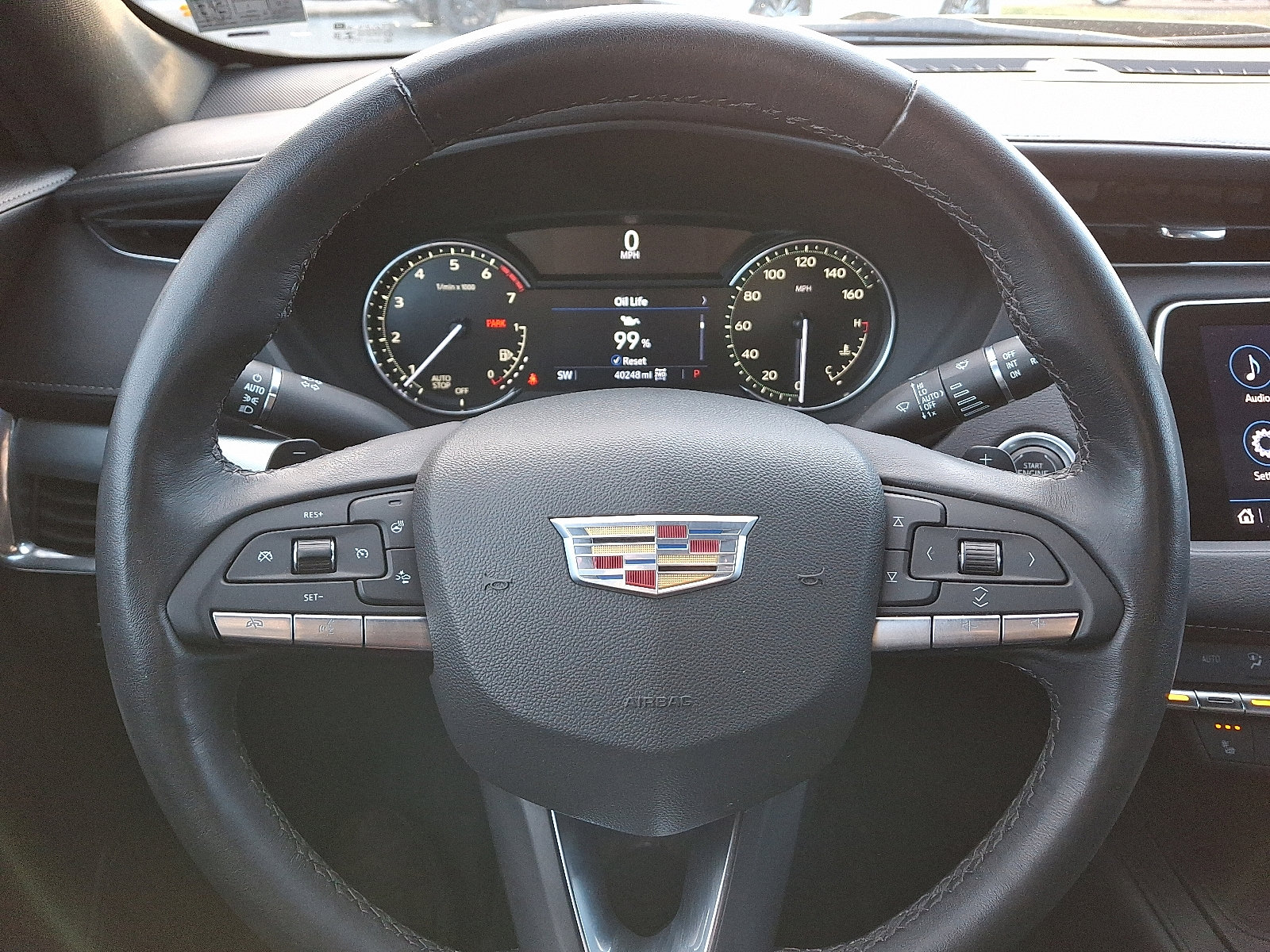 Used 2022 Cadillac XT4 Premium Luxury w/ Enhanced Visibility Package image 18