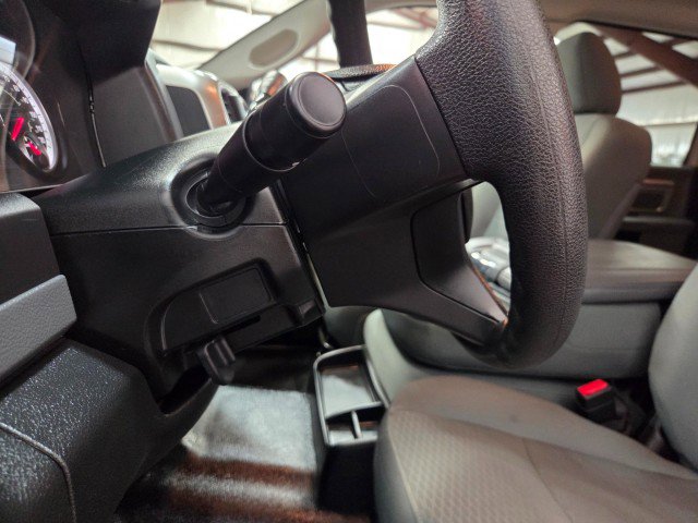 Used 2018 RAM 3500 SLT w/ Cold Weather Group image 41