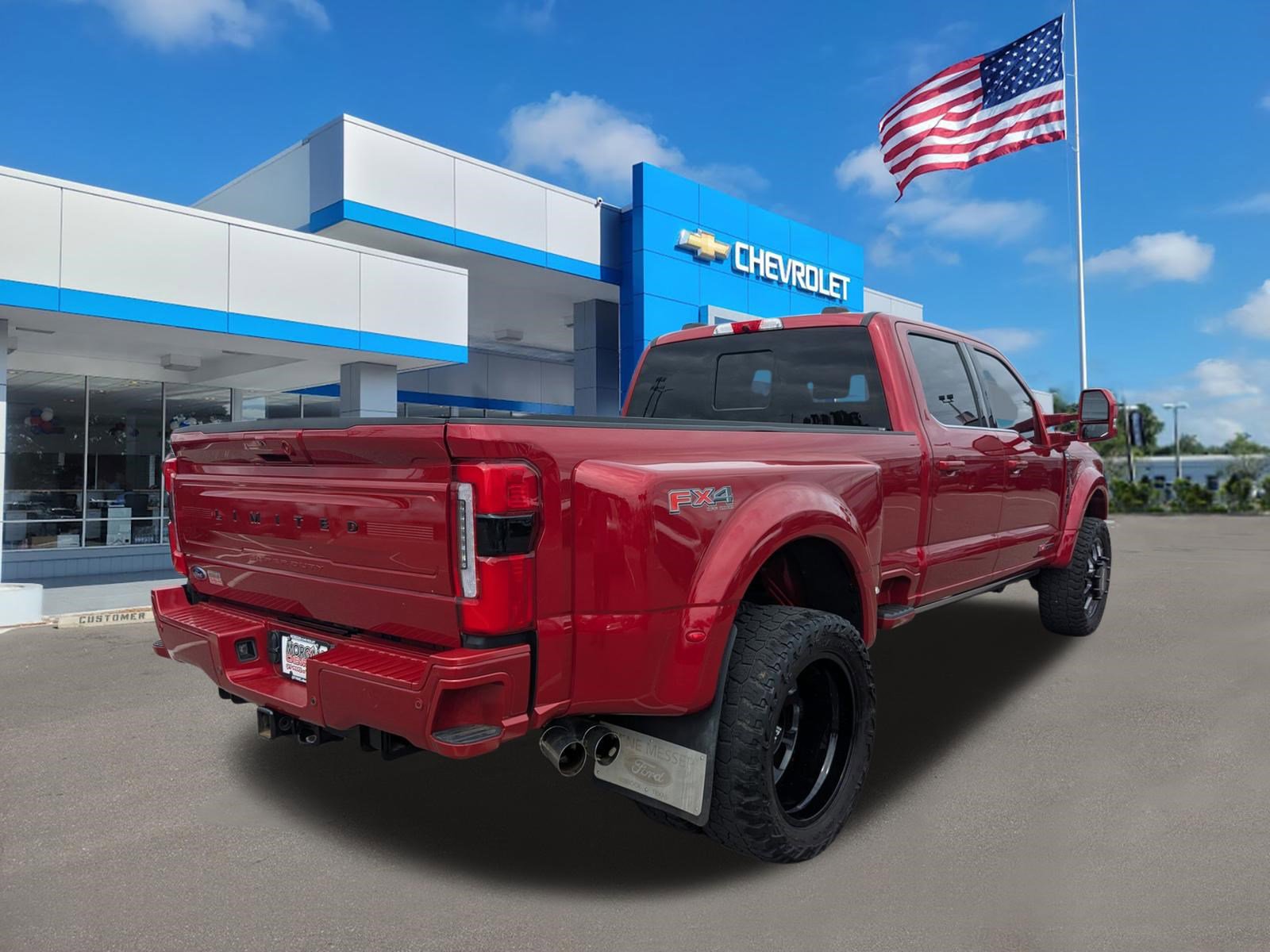 Used 2024 Ford F450 Limited w/ FX4 Off-Road Package image 4