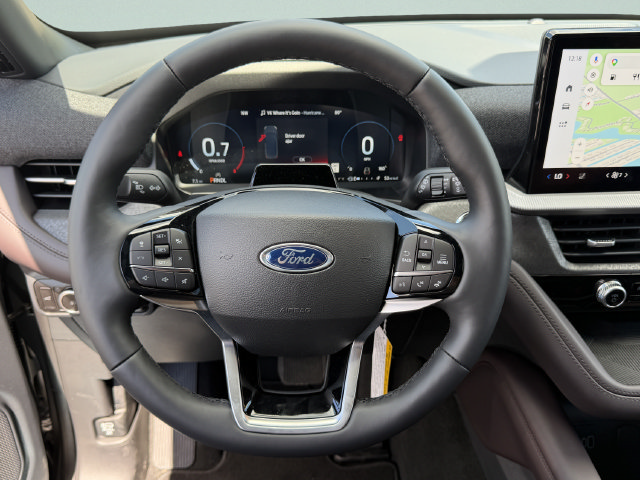 New 2027 Ford Explorer Platinum RWD image 71