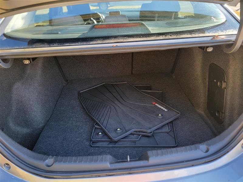 Used 2014 MAZDA MAZDA3 i Touring w/ Technology Package image 18