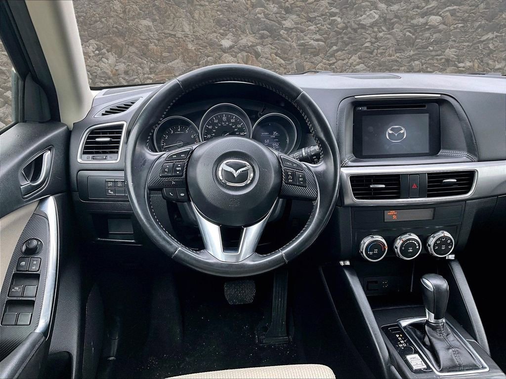 Used 2016 MAZDA CX-5 Touring image 5