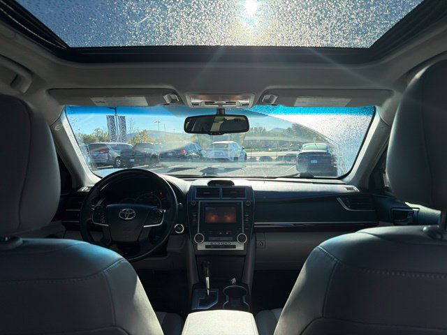 Used 2012 Toyota Camry XLE w/ Leather Pkg FWD image 9