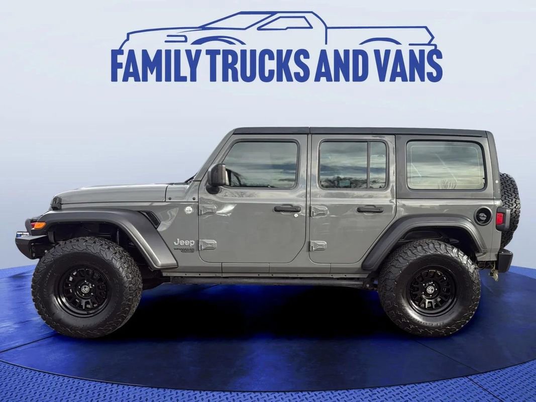 Used 2020 Jeep Wrangler Unlimited Sport image 2