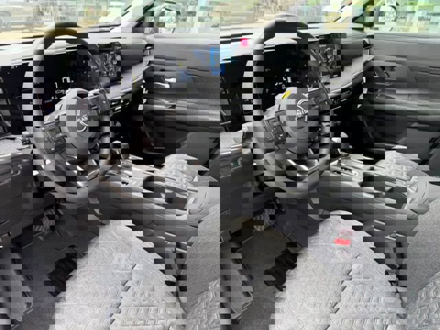 New 2026 Nissan Kicks SV image 12