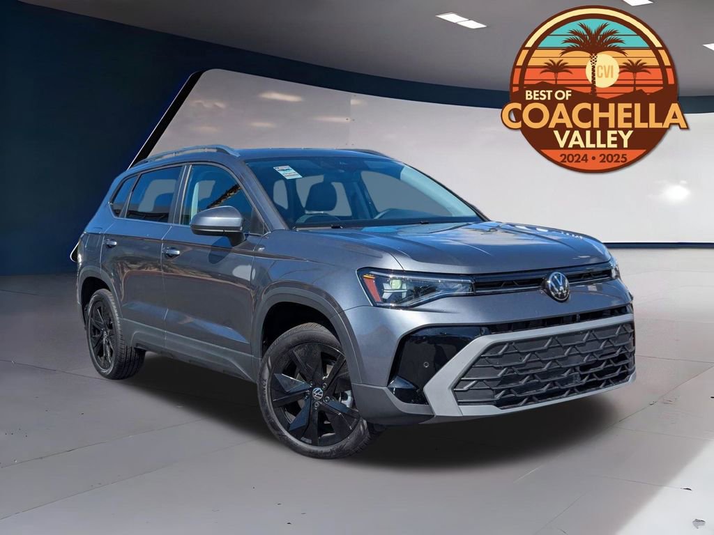 Used 2025 Volkswagen Taos SE w/ Panoramic Sunroof Package FWD image 1