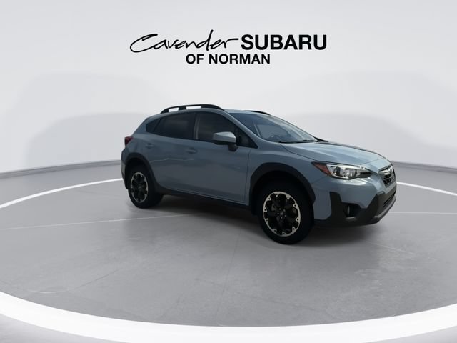 Used 2023 Subaru Crosstrek 2.0i Premium AWD/4WD image 2