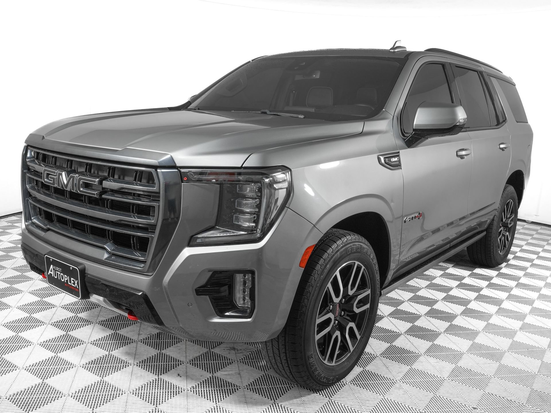 Used 2023 GMC Yukon AT4 AWD/4WD image 7