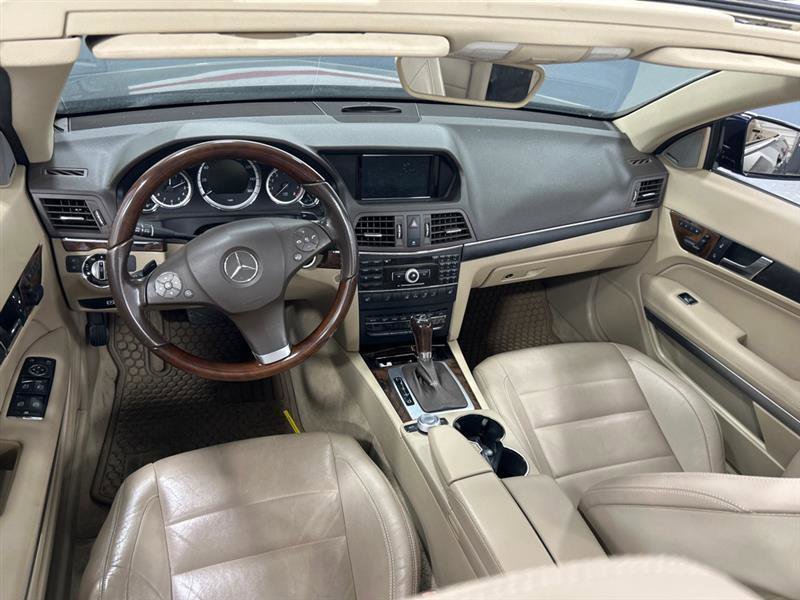 Used 2011 Mercedes-Benz E 350 Cabriolet image 11