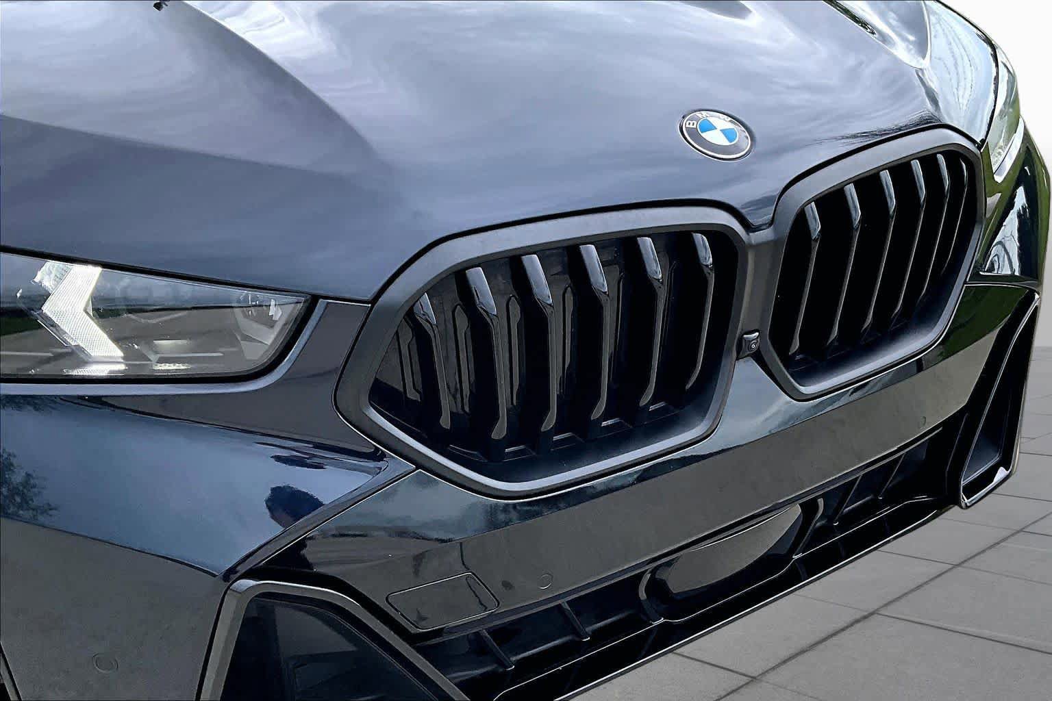 Used 2025 BMW X6 xDrive40i w/ Premium Package AWD/4WD image 29