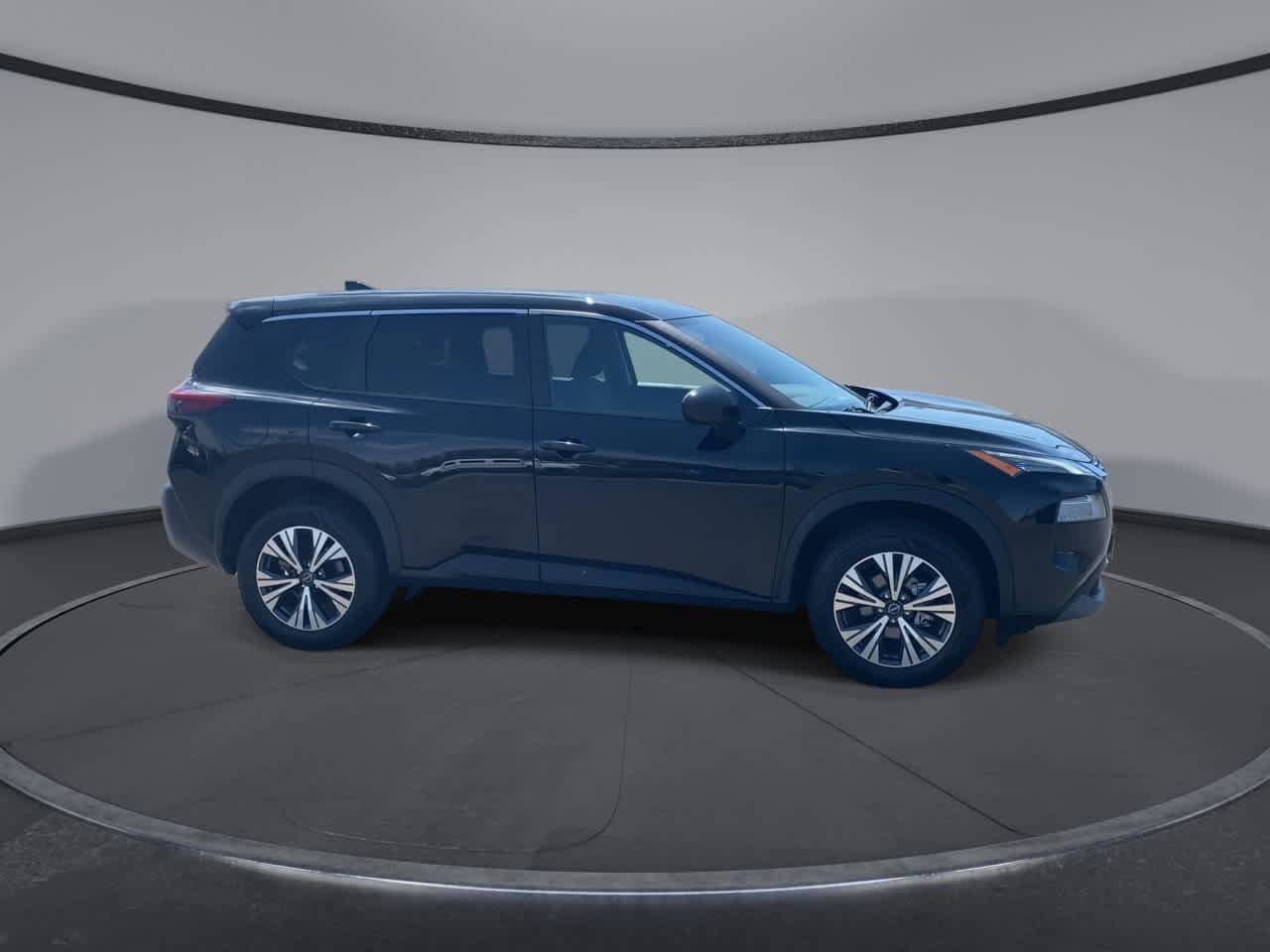 Used 2023 Nissan Rogue SV AWD/4WD image 2