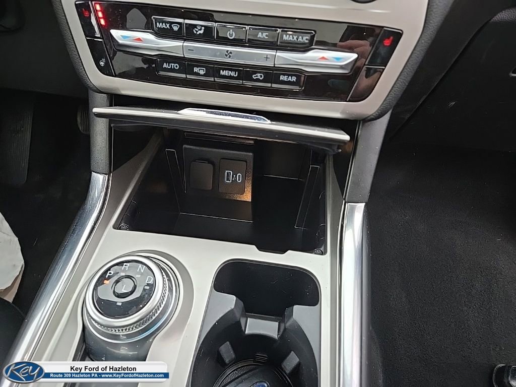 Used 2023 Ford Explorer XLT w/ Equipment Group 202A image 41